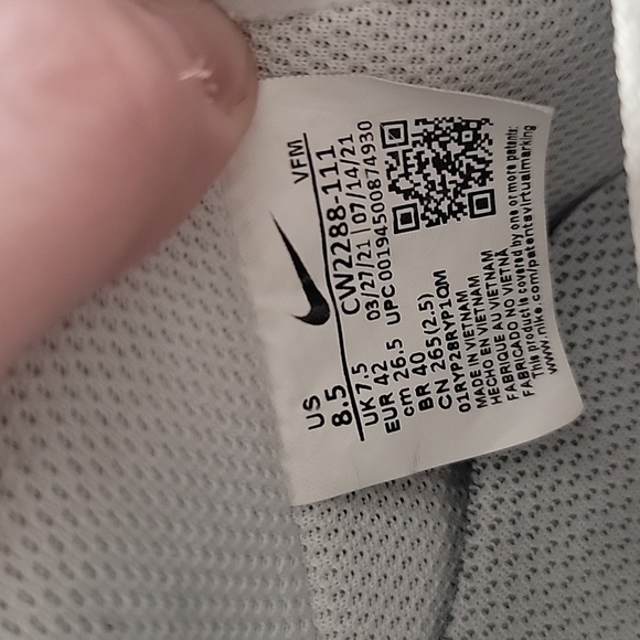 Nike Air Force 1 LE (GS) Triple White Men's 8.5 - Picture 7 of 8